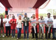 Gubernur Jawa Barat Serahkan Tiga Maskara di Pangandaran