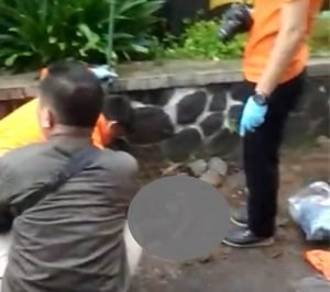Tim Inafis Polres Tasikmalaya Berhasil Evakuasi Mayat yang Terkubur di Gorong-gorong