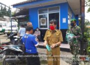 Cegah Covid-19, Kades Karyawangi Bagikan 10.000 Masker Gratis Untuk Warganya