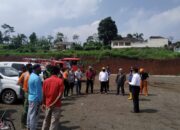 Sambut Bulan Suci Ramadhan, Pemdes Mekarsari Lakukan Penyemprotan Disinspekstan dan Bagikan Ribuan Masker Gratis