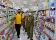 Kelangkaan Pasokan Minyak Goreng Disidak langsung Plt WaliKota Cimahi Ngatiyana