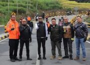 Progres Pembangunan Infrastruktur Jalan Wilayah Selatan Hampir Rampung, Bupati Hengki Kurniawan dan Jajaran Pemkab Bandung Barat Tinjau Pelaksanaannya