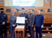 Laporan Pansus 5 Mengenai Retribusi Parkir dan Pajak DaerahDisetujui DPRD Kota Cimahi