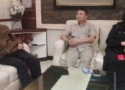 MERASA DIRUGIKAN  TERKAIT POSTER GAMBAR YANG BEREDAR DI MEDSOS, KETUA P4KBB,WAKIL KETUA DPRD KBB DAN KETUA KOMISI IV DPRD KBB GELAR JUMPA PERS