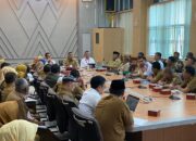 PJ Bupati Arsan Latif Instruksikan TAPD Alokasikan Anggaran 60 M Untuk Penuhi Kebutuhan Dasar Masyarakat