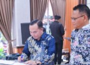 Plt Camat Cimahi Selatan Dijabat Cepi Rustiawan,Sertijab Digelar Di Kantor Kecamatan Cimahi Selatan Diserahkan Oleh Asep Jayadi mantan Camat Kecamatan Cimahi Selatan