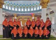 Hj. Violia Azarah S.E, Hadiri Lembang Berdzikir