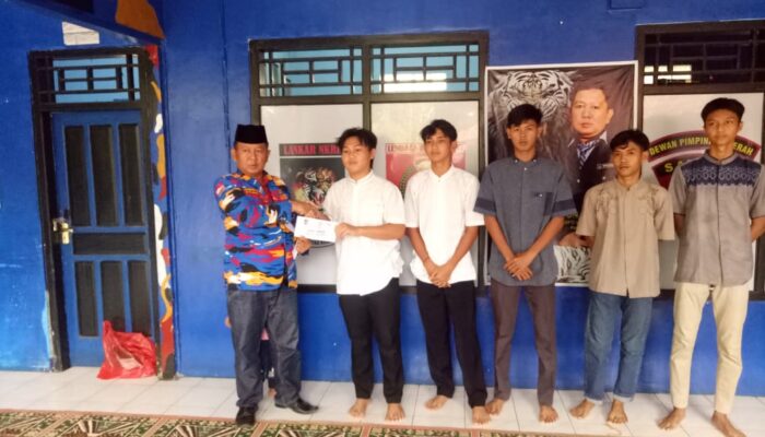 HUT LSM Laskar NKRI ke-17, GelarSantunan Seratus Anak Yatim Piatu & Bagi Bagi Takjil