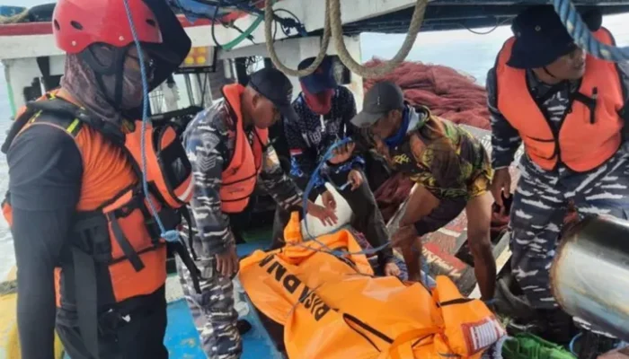 Prajurit Lanal Banyuwangi Berhasil Temukan Nelayan yang Hilang