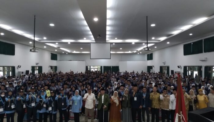 Pj Sekda Kota Cimahi Lepas 435 Calon Jemaah Haji Kloter Pertama