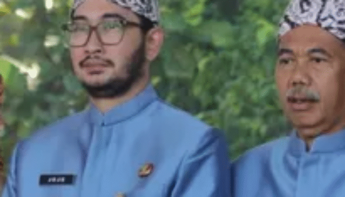 Ditanya Wartawan Terkait Polemik dengan PAN KBB, Bupati Jeje : Itu Nanti Saya Urus di Internal