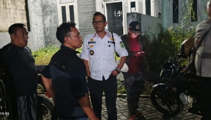Kades Jalan Cagak Gelar Patroli Razia Pelajar yang Nongkrong diatas Jam 9 Malam