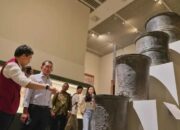 Diplomasi Budaya, Menbud Fadli Zon Serahkan Keris ke Museum Toingkok