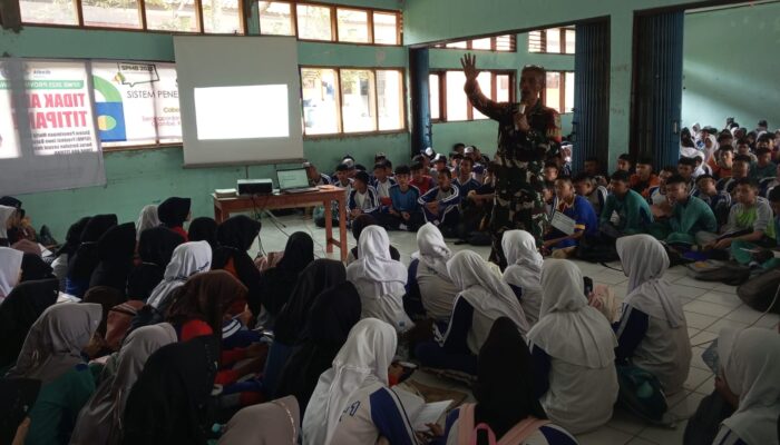 MPLS 2025, Siswa SMAN 1 Jalan Cagak Antusias Mengikuti Materi Wawasan Kebangsaan dan Bela Negara 
