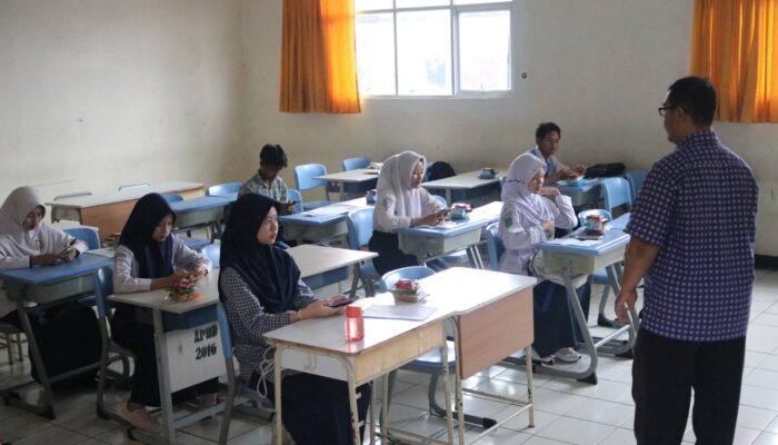 Kadisdik: Tes Terstandar Literasi dan Numerasi Menguji Daya Konsentrasi dan Ketelitian Siswa