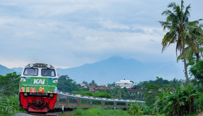 Pelaku Lempar Kaca Kabin KRL Masih Dikejar KAI Commuter