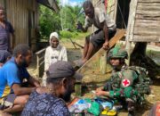 Bakti TNI Untuk Masyarakat Perbatasan, Beri Pengobatan Kepada Warga Sakit