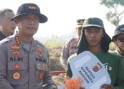 Dukung Ketahanan Pangan, Polresta Bandung Tanam Jagung di Lahan Baku
