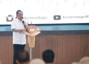 Mendagri Tito Minta Pemda Tekan Harga Komoditas