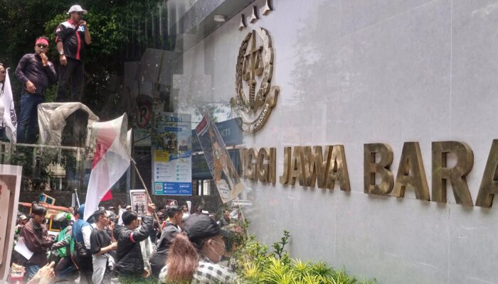 Kejati Jabar Didemo Lagi! Aktivis Desak Usut Dugaan Korupsi di Bandung Barat, PLT Kepala Kejati Kemana?