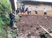 Hujan Deras Picu Longsor di Pasirwangi Garut, Satu Rumah Warga Rusak
