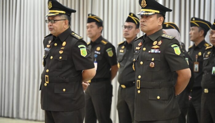 Kajati Jabar Lantik Asisten Pemulihan Aset dan Asisten Pidana Militer, Perkuat Penegakan Hukum Profesional