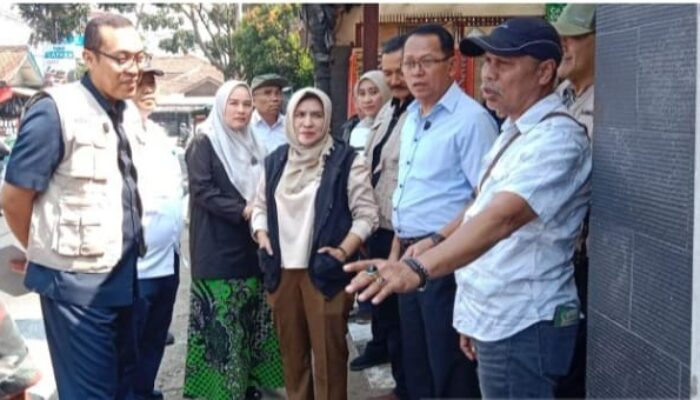 Komisi III DPRD Cimahi Sidak Drainase Jalan Lurah, Soroti Limbah Usaha dan Persoalan Teknis