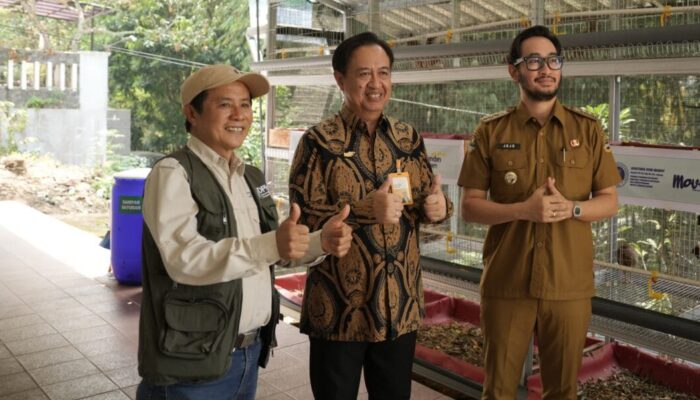 Bandung Barat Kembangkan Ekonomi Sirkular, Sampah Organik Diolah Jadi Pakan Unggas dan Pupuk