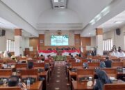 Paripurna DPRD Cimahi Lantik Kusmawan, Ngatiyana Tekankan Fungsi Legislasi dan Pengawasan