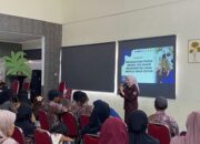 Mahasiswa Psikologi UNISBA Perkuat Peran Orang Tua Dukung Pendidikan Anak WBS di Cisarua
