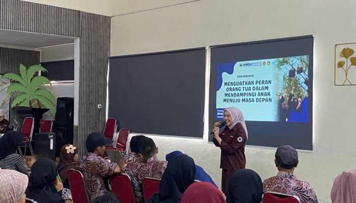 Mahasiswa Psikologi UNISBA Perkuat Peran Orang Tua Dukung Pendidikan Anak WBS di Cisarua
